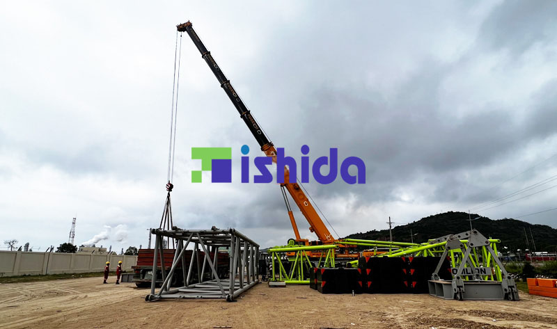 Ishida viet nam cho thue xe cau 800T bao duong loc dau Nghi Son