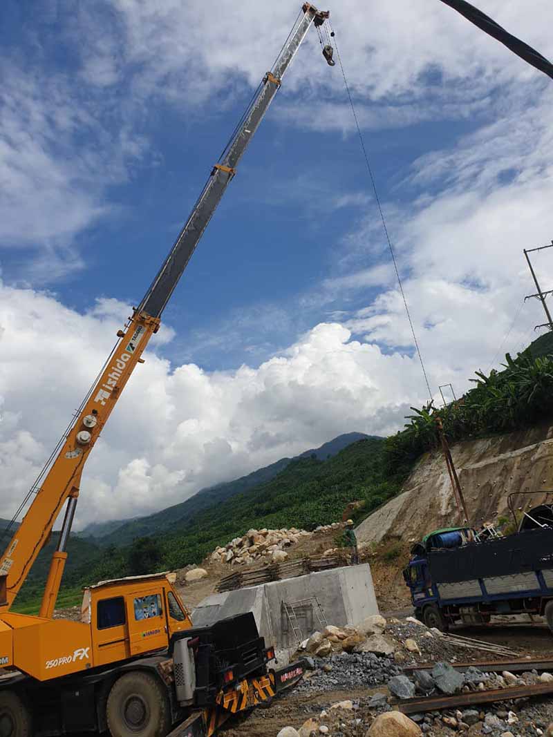 Ishida Việt Nam - Sự Lựa Chọn Xe Cẩu Phù Hợp Cho Các Công Trình Địa Hình Núi Cao Và Khu Vực Xây Dựng Khó Khăn