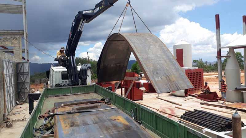 CHO THUÊ TÔN CHỐNG LẦY TẠI HÀ NỘI 2 Cho thuê xe tôn thép chống lầy