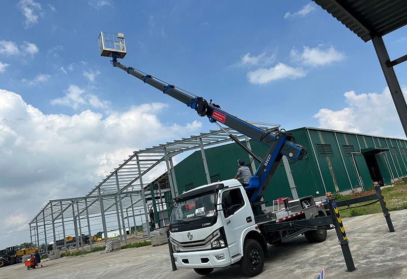 Ishida Việt Nam - Cho thuê xe nâng người làm việc trên cao tại Hà Nội