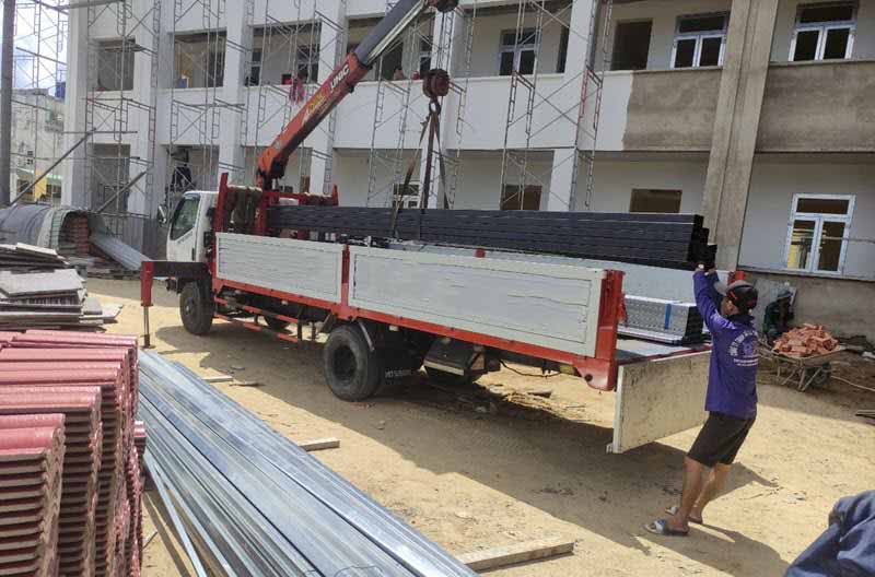 Cẩu nâng hạ vận chuyển sắt thép