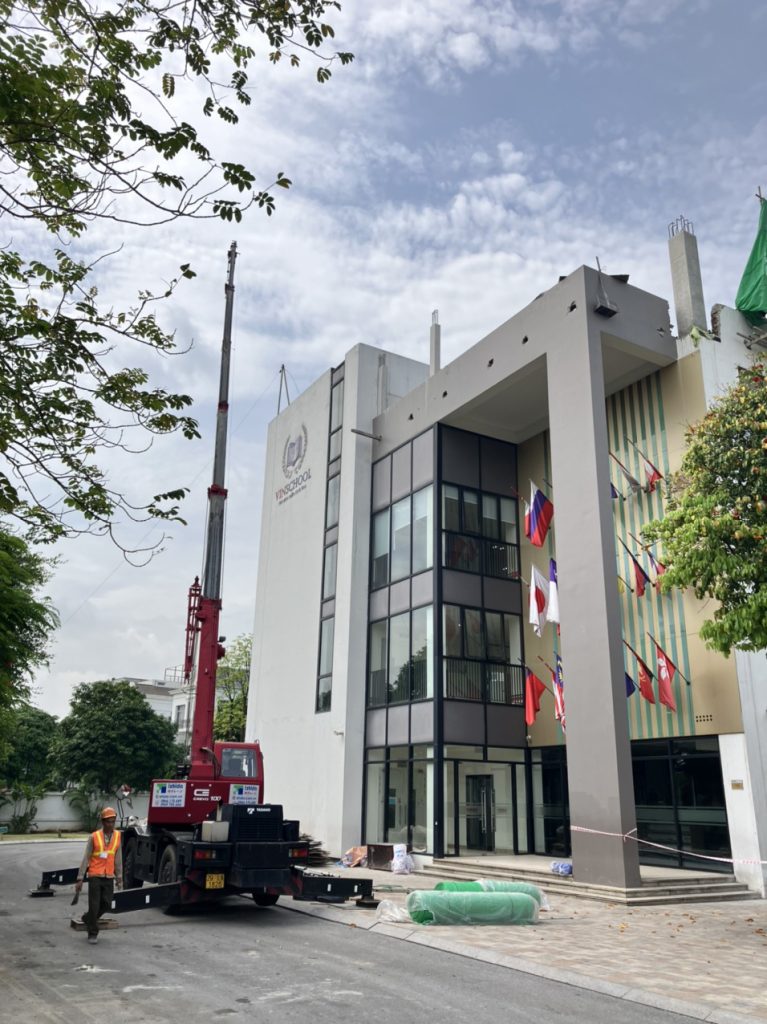 THUÊ XE CẨU VẬT LIỆU XÂY DỰNG 3 thue cau vat lieu xay dung 2 2