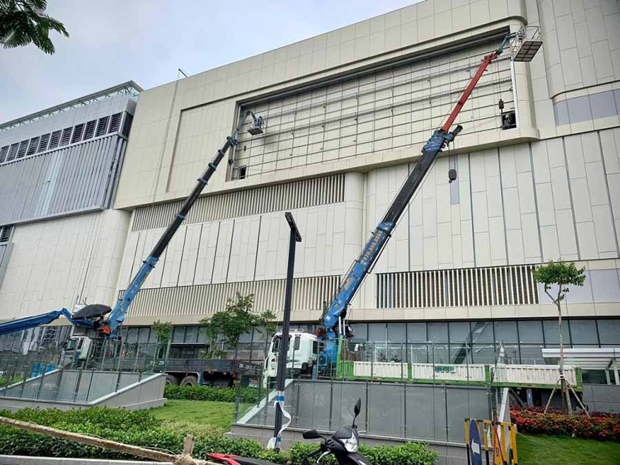 Thuê xe cẩu chở hàng chuyên nghiệp, nhanh chóng