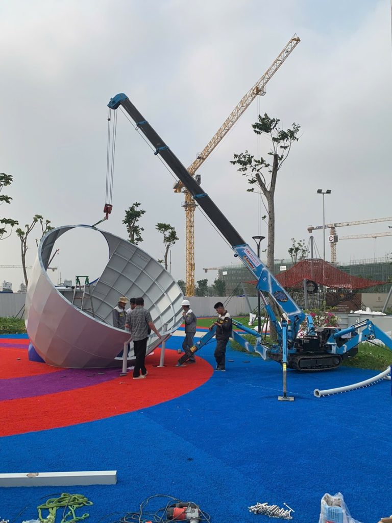 thue xe cau nhen mini 4