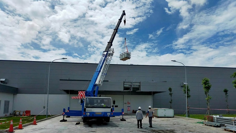 Thuê Xe Cẩu Lắp Đặt Máy CNC Nhanh Chóng Giá Tốt 3 thue xe cau lap dat may cnc 3