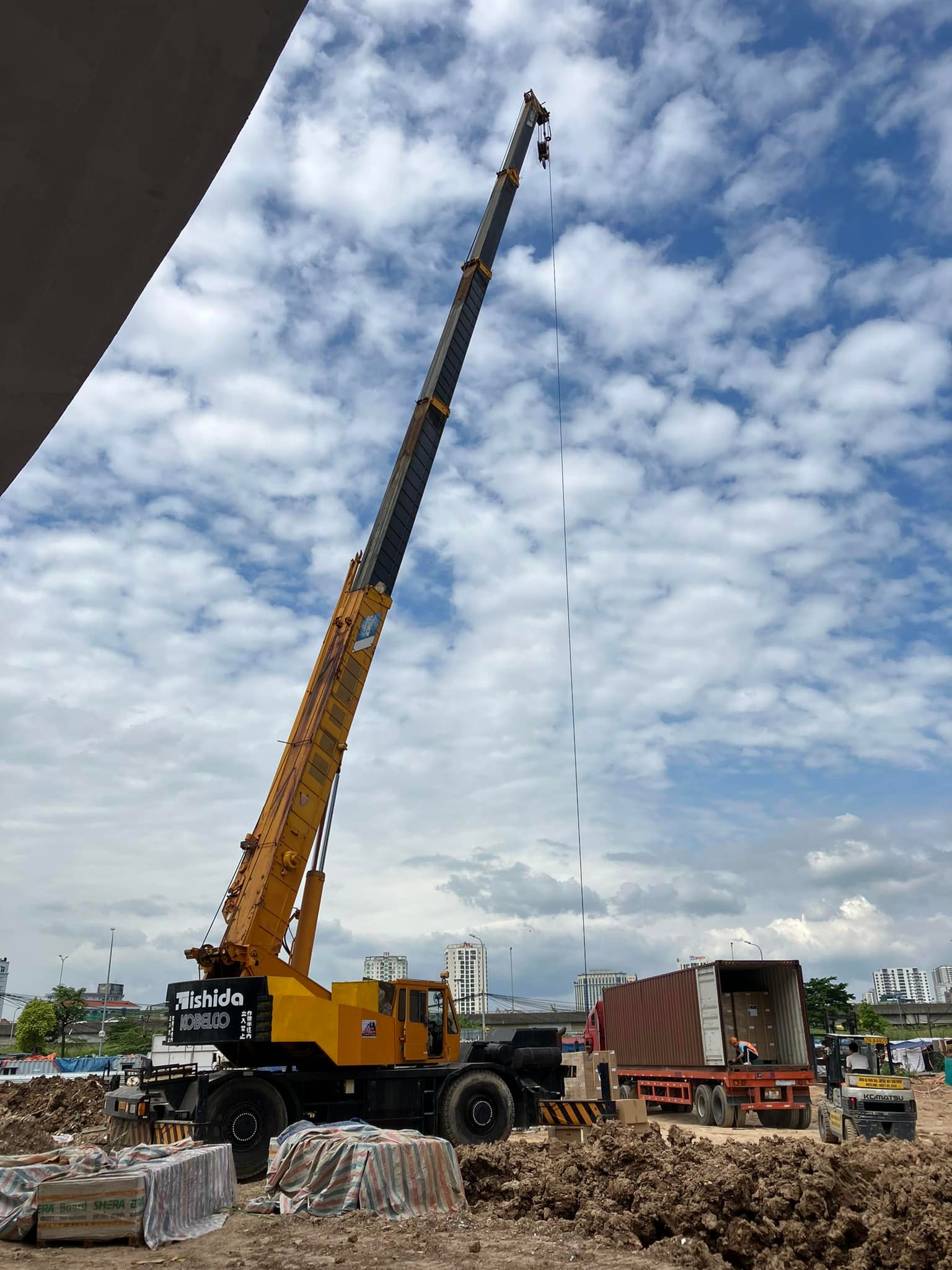 Dịch vụ thuê xe cẩu Bồ Đề Long Biên