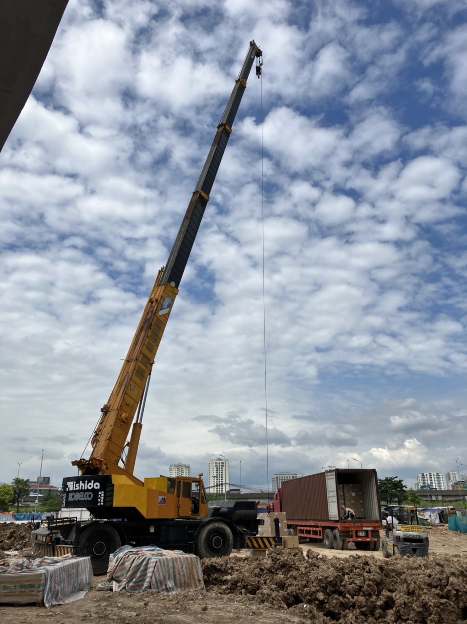 Dịch vụ thuê xe cẩu tại Đông Anh
