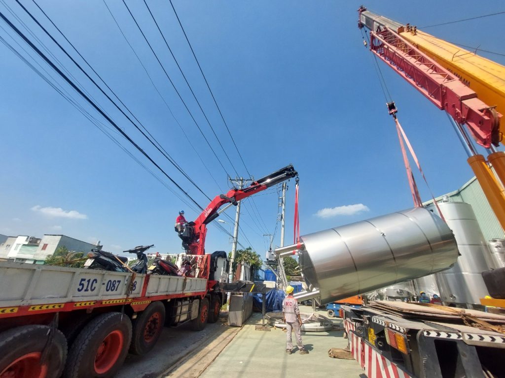 Dịch Vụ Cẩu Hàng Siêu Trường Siêu Trọng Giá Rẻ 1 Dịch vụ cẩu hàng siêu trường siêu trọng