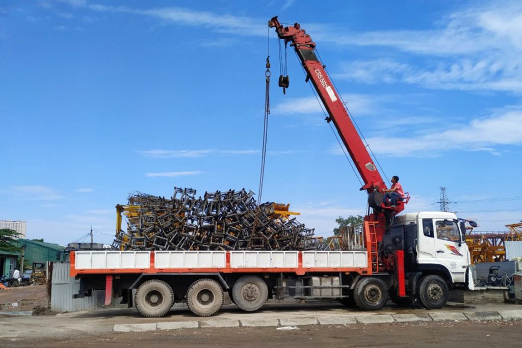 thue xe cau banh lop chuyen dung tai hai phong